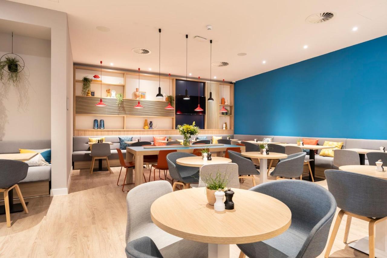 Holiday Inn Express Antwerp - City Centre By Ihg Zewnętrze zdjęcie