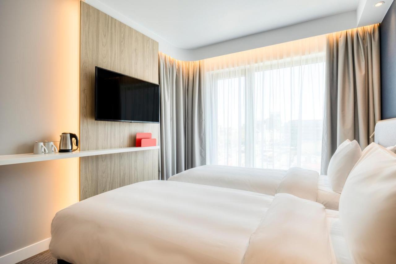 Holiday Inn Express Antwerp - City Centre By Ihg Zewnętrze zdjęcie