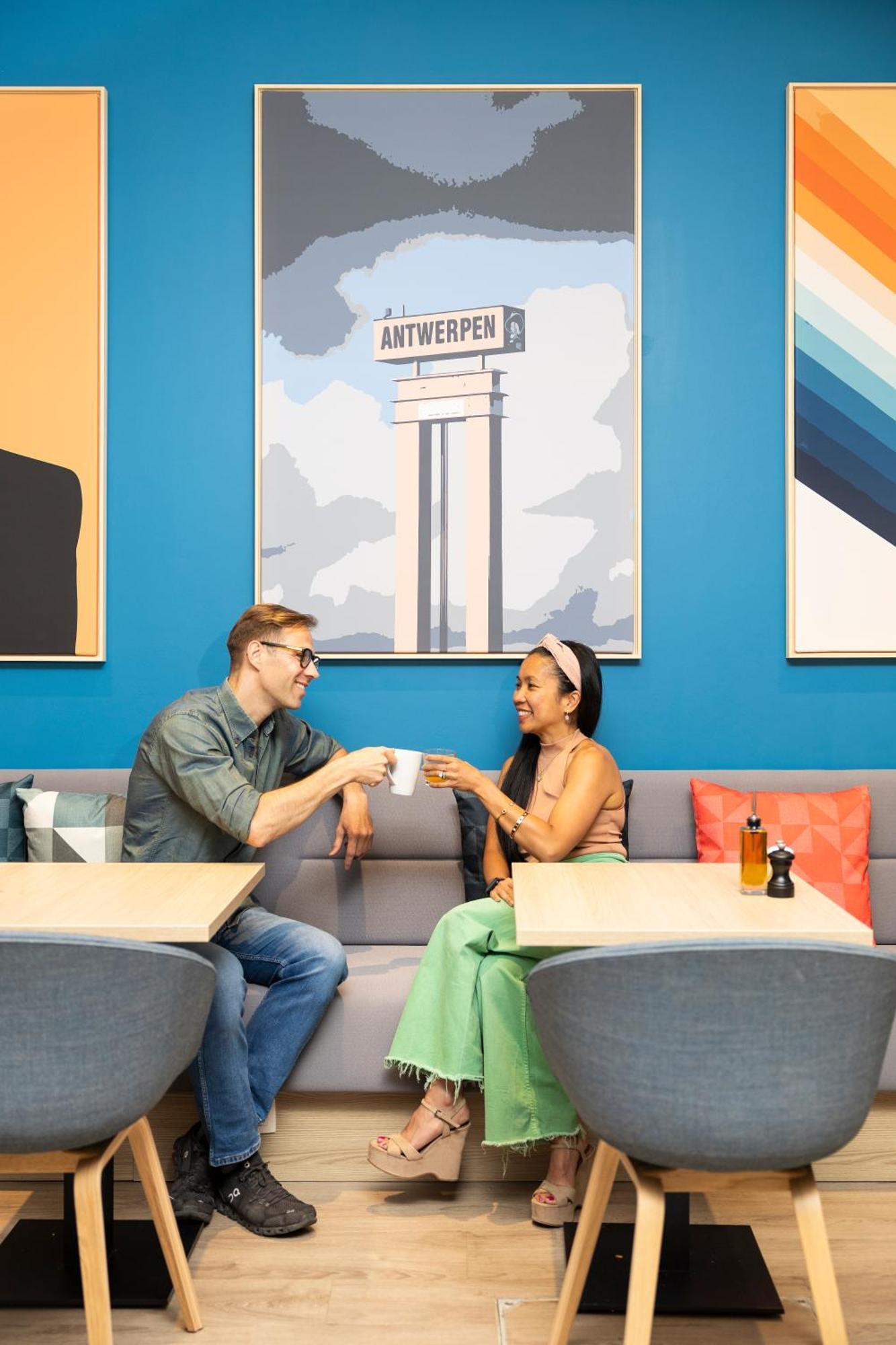 Holiday Inn Express Antwerp - City Centre By Ihg Zewnętrze zdjęcie