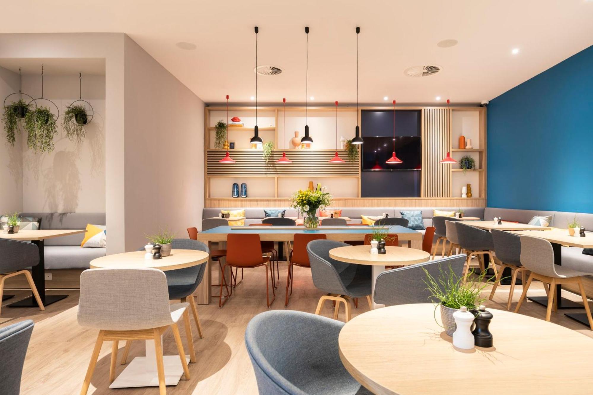 Holiday Inn Express Antwerp - City Centre By Ihg Zewnętrze zdjęcie