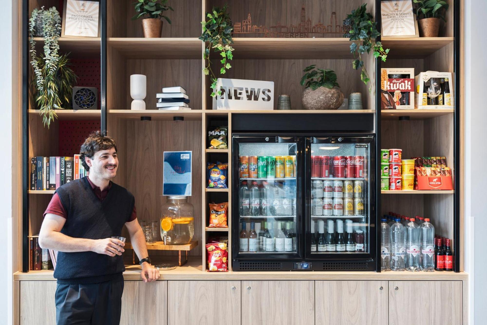 Holiday Inn Express Antwerp - City Centre By Ihg Zewnętrze zdjęcie
