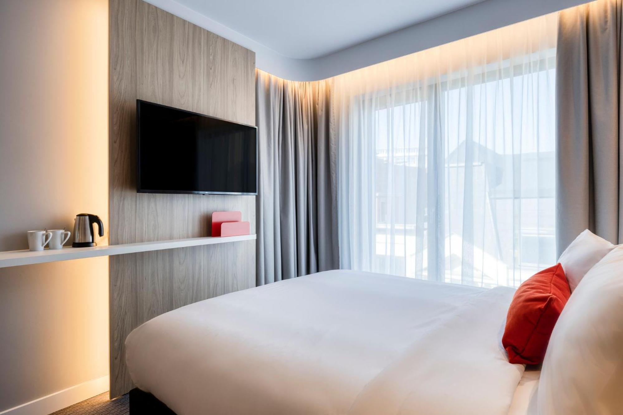 Holiday Inn Express Antwerp - City Centre By Ihg Zewnętrze zdjęcie